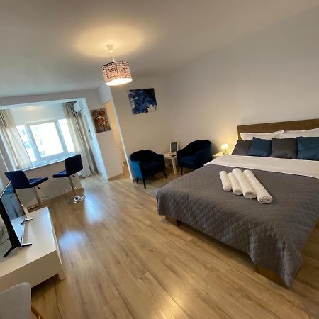 Take Pro Timisoara Apartment Luaran gambar