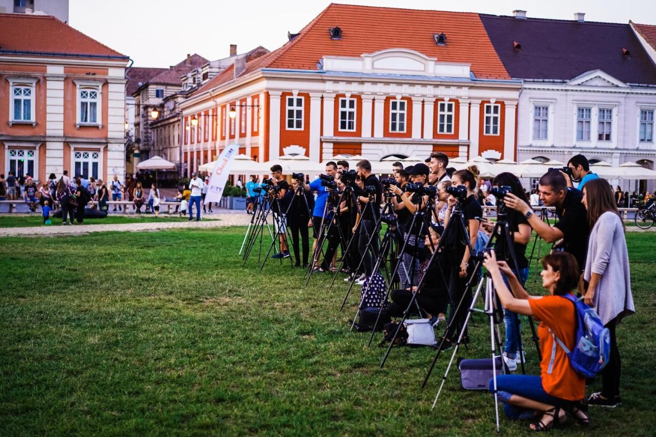 Take Pro Timisoara Apartment Luaran gambar